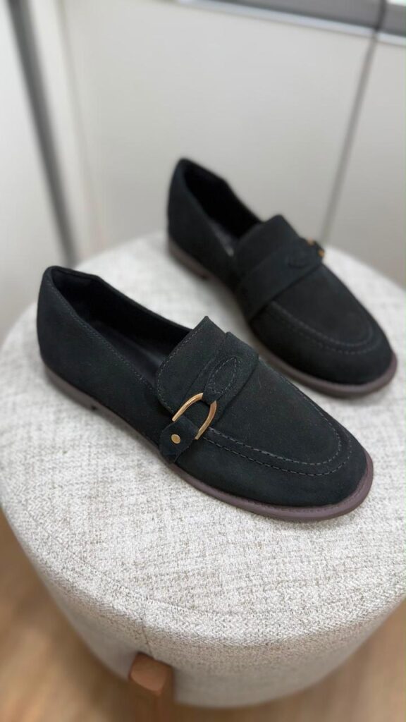 Mocassim Loafer Camurça Vitória