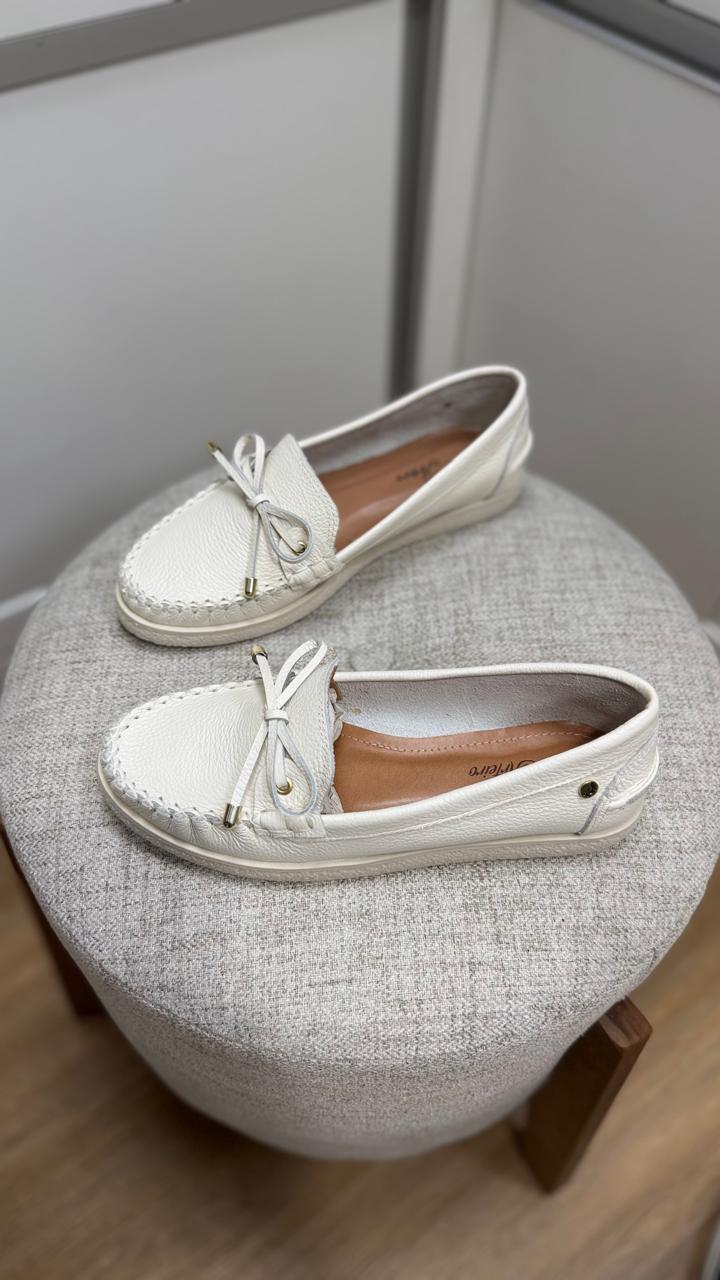 Mocassim Clássico Off White Vitória - Imagem 2